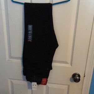 Men’s Black Levi’s (extreme skinny)